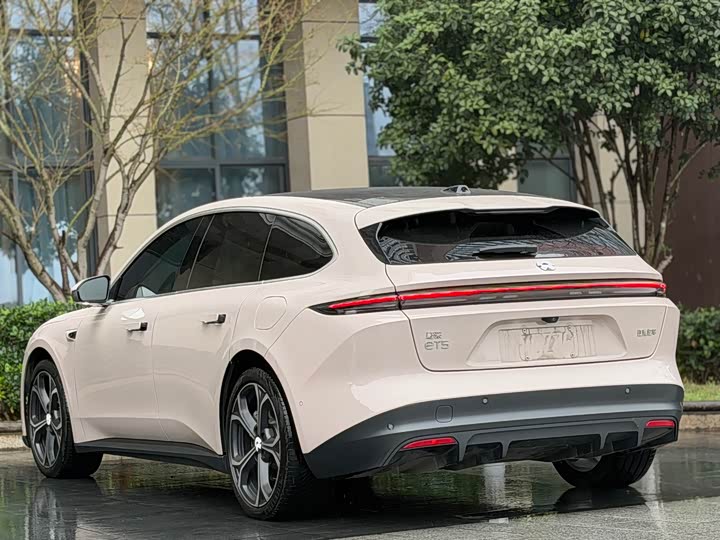 2023 NIO ET5 75kWh Electric Sedan - Export Ready LHD