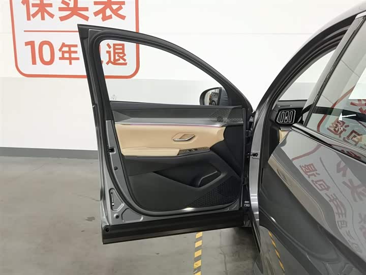 2024 BYD Song Plus DM-i Glory 110km PHEV SUV - Export Ready LHD