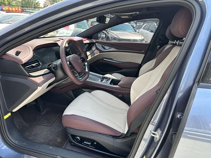 2023 BYD Seal 550km Standard Range RWD Electric Sedan - Export LHD