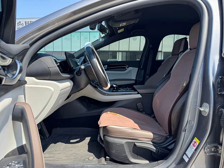 2024 BYD Qin Plus DM-i Glory 120km Flagship PHEV Sedan - Export LHD