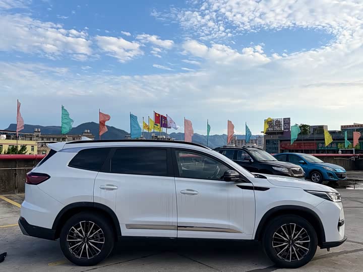 2023 Chery Tiggo 8 Pro 2.0T 7-Seat SUV - Export Ready LHD