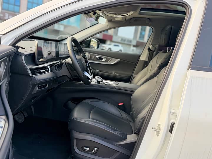 2023 Chery Tiggo 8 Pro 2.0T 7-Seat SUV - Export Ready LHD