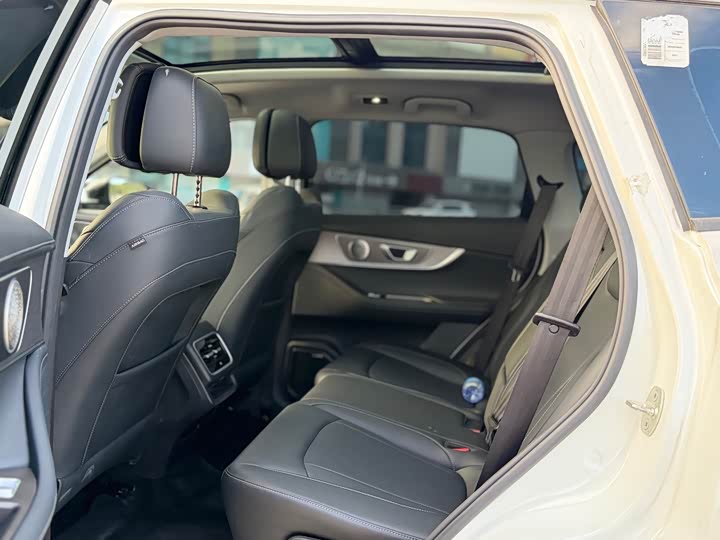 2023 Chery Tiggo 8 Pro 2.0T 7-Seat SUV - Export Ready LHD
