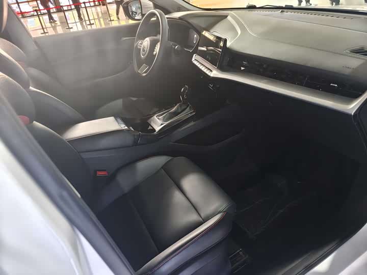 2023 MG5 1.5L Sedan - Export Ready LHD