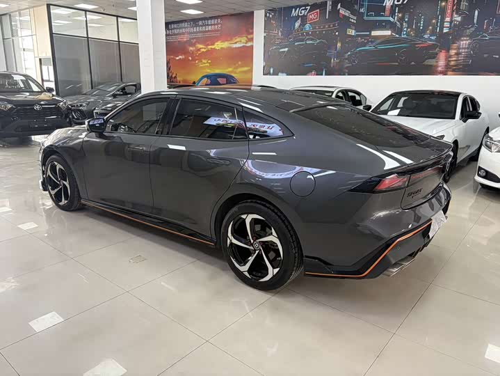 2023 Changan UNI-V 1.5T Sport Sedan - Export Ready LHD
