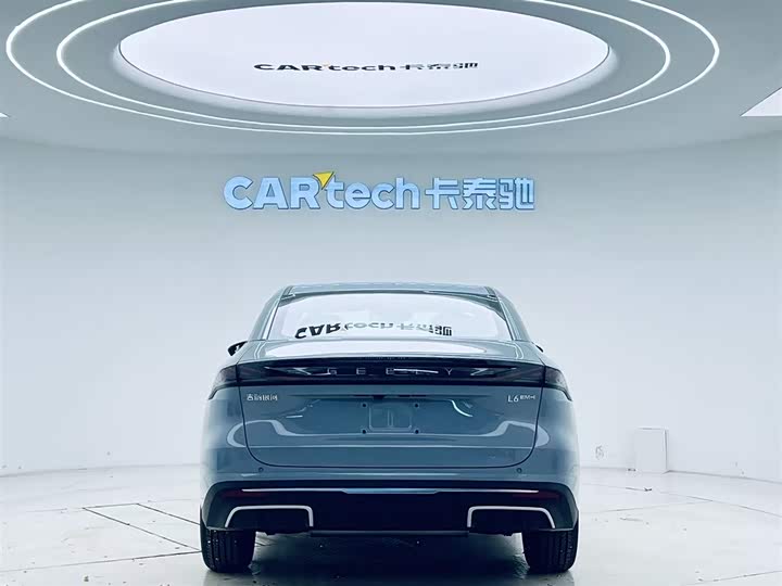 2024 Geely Galaxy L6 1.5T PHEV Sedan - Export Ready LHD