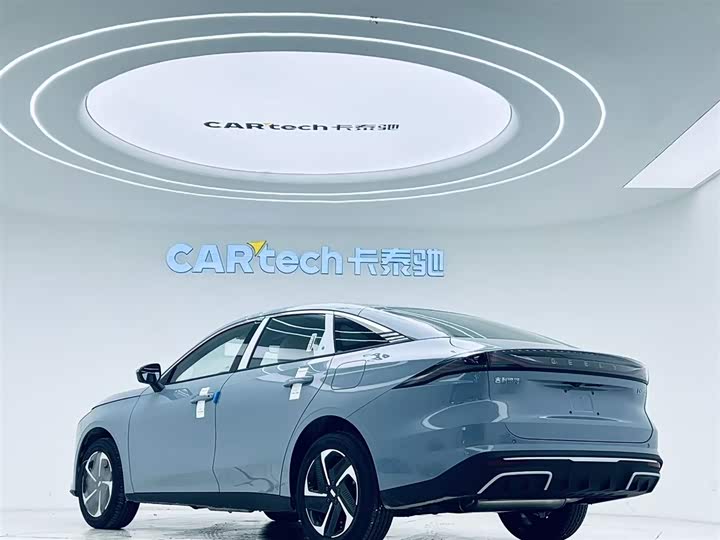 2024 Geely Galaxy L6 1.5T PHEV Sedan - Export Ready LHD