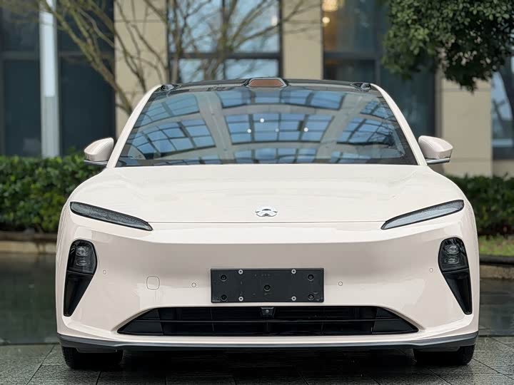 2023 NIO ET5 75kWh Electric Sedan - Export Ready LHD