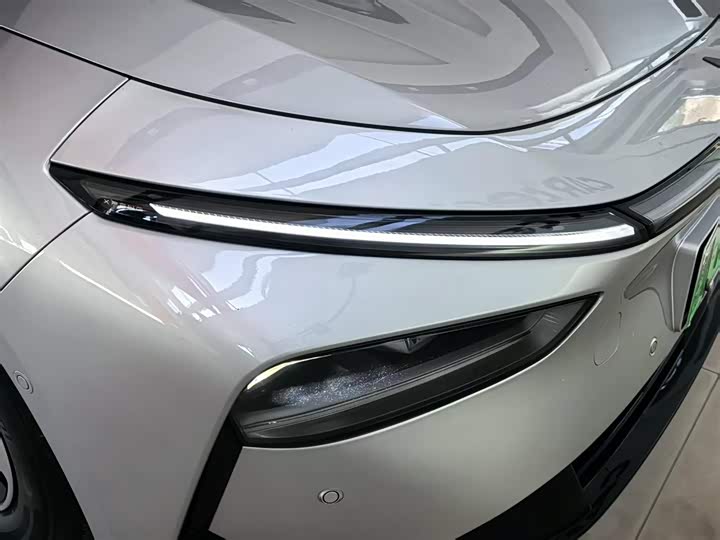 2023 XPeng P7 586km Electric Sedan - Export Ready LHD