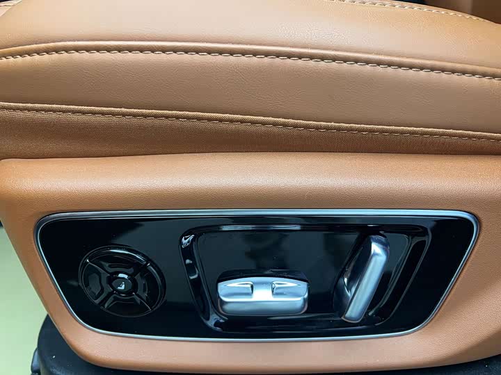 2023 Li Auto L7 Pro EREV SUV - Export Ready LHD