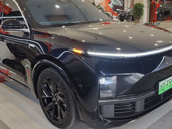 2023 Li Auto L8 Pro EREV SUV - Export Ready LHD