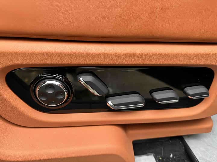 2024 AITO M9 Ultra EREV Luxury SUV (Huawei) - Export LHD