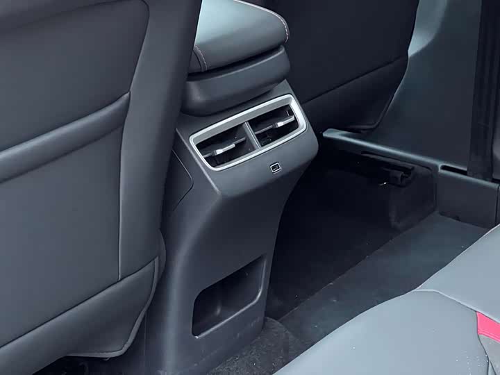 2023 Jetour Dashing 1.6T SUV - Export Ready LHD