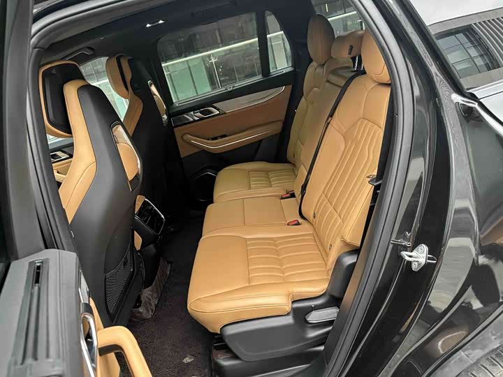 2024 Lynk & Co 08 EM-P PHEV SUV - Export Ready LHD