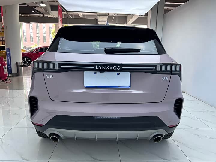 2023 Lynk & Co 06 1.5T Compact SUV - Export Ready LHD