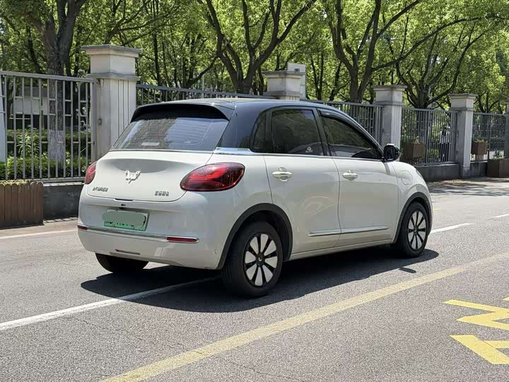 2023 Wuling Bingo 333km City Electric Hatchback - Export LHD