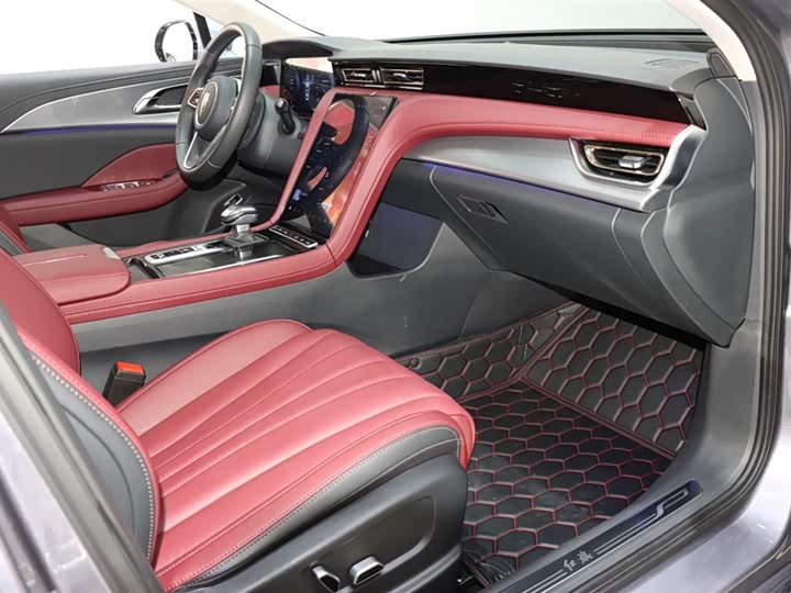 2024 Hongqi H5 2.0T Executive Sedan - Export Ready LHD