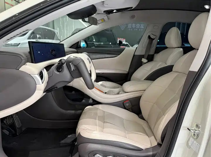 2024 IM L6 650km Electric Sedan - Export Ready LHD